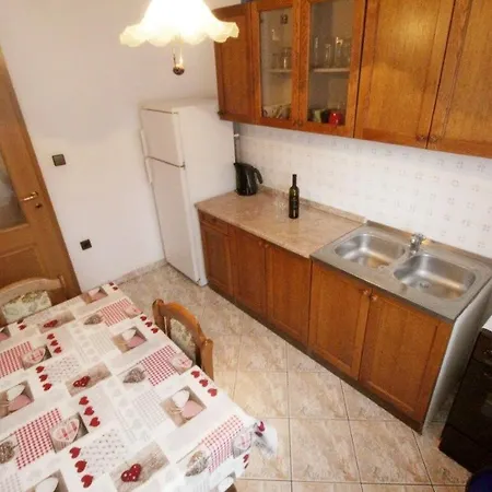Apartment Leo With Pool Umag