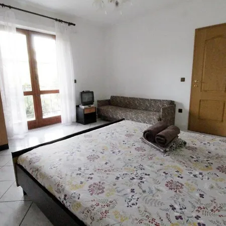 Apartment Leo With Pool Umag